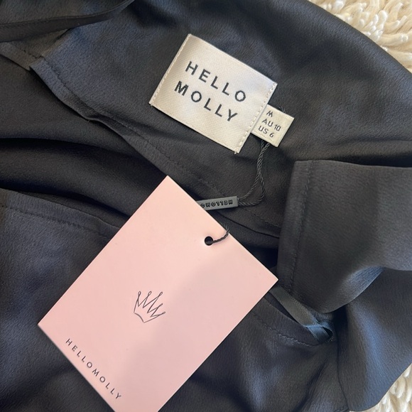 Hello Molly black strappy drape front cami tank top size 6 / medium NWT - Picture 3 of 6